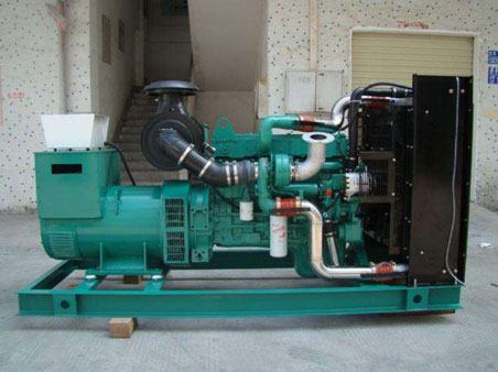 屏山1100kw康明斯柴油发电机组图片 屏山1100kw康明斯柴油发电机组图片